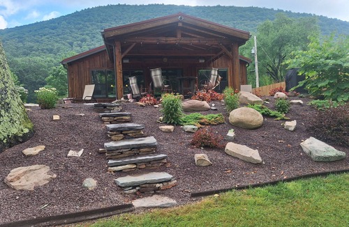 Jersey Mills House | Great location directly on Big Pine Creek with trail access