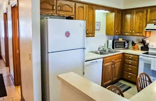 Holiday Island House | Great location for exploring Northwest Arkansas!
