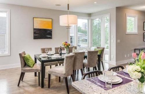Edgehill House | Great Location, Large Home - Roof Deck, Walk to Ni