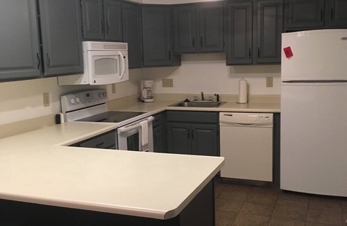 Lincoln Condo | Great location, Mountain View