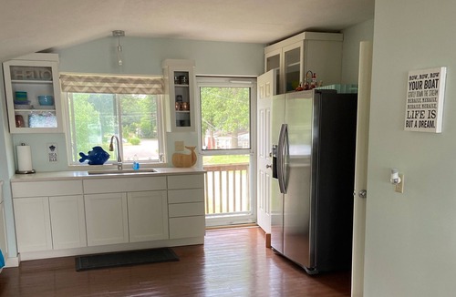 Shelbyville House | Great Location on beautiful Gun Lake!