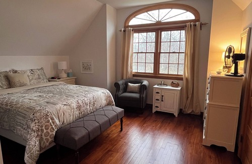 Southold Other | Great Location! Walk to Town & Train!