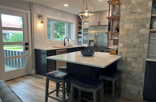 South Haven House | Great Location.Walk to beach and Downtown