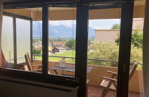 Gams Apartment | Great mountain view over the valley of Lichtenstein, apartment on the slope