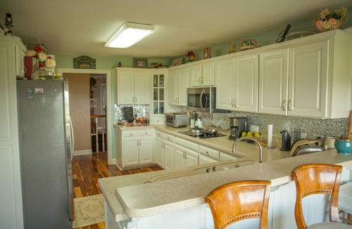 Cleveland House | Great Mountain View!