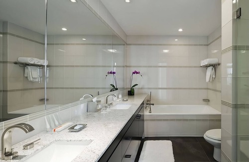 Rose Hill Hotel | Great New York Experience! Close to Everything, Perfect for your vacation!
