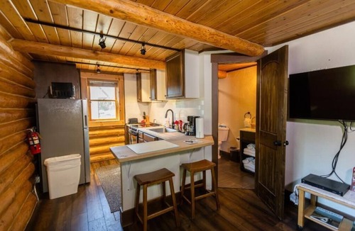 West Glacier Cabin | Great Northern Resort
