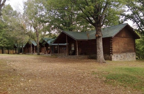 Newnata Cabin | Great Oaks Cabins, Cabin 1