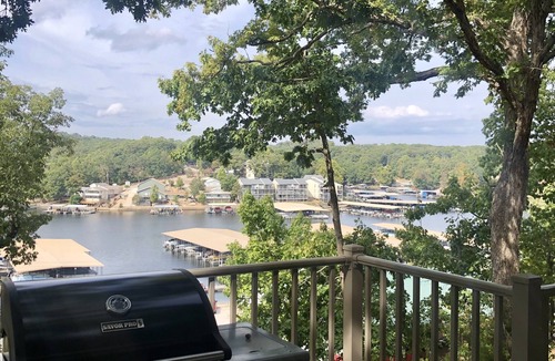 Lake Ozark Condo | GREAT OFF SEASON RATES!