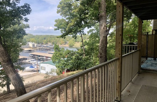 Lake Ozark Condo | GREAT OFF SEASON RATES!
