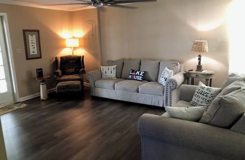 Cordele House | Great Place with a Lake View!