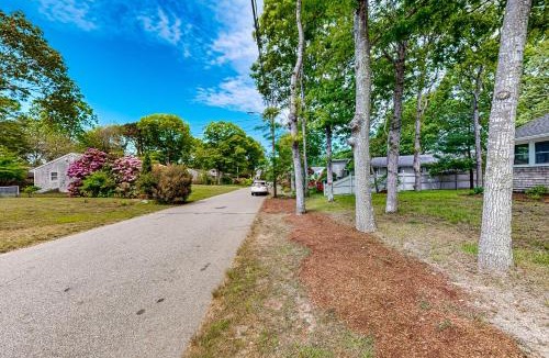 East Falmouth House | Great Pond Escape