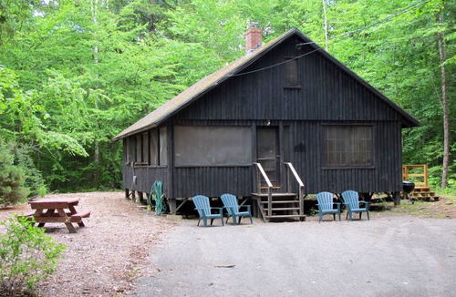 Belgrade Cabin | Great Pond- Rustic, charming Log Cabin