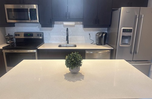 Barrie Condo | Great retreat