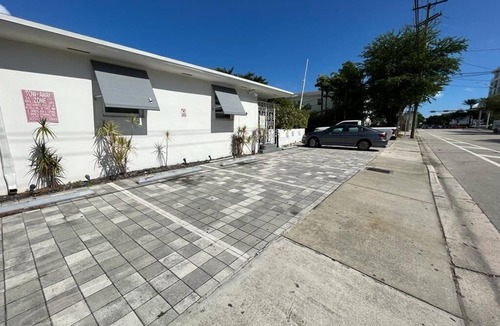 Northeast Miami Condo | Great Studio 15 min from the beach