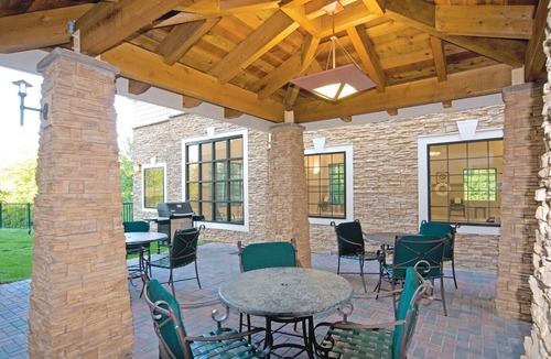 Chesapeake Apartment | Great Studio | Pool & Hot Tub. Your Next Vacation