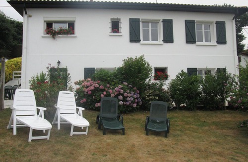 Mouguerre Apartment | great T3 ground floor in house