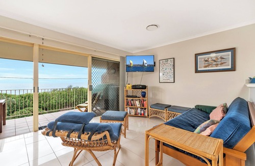 Woorim Apartment | Great Unit with Ocean Views
