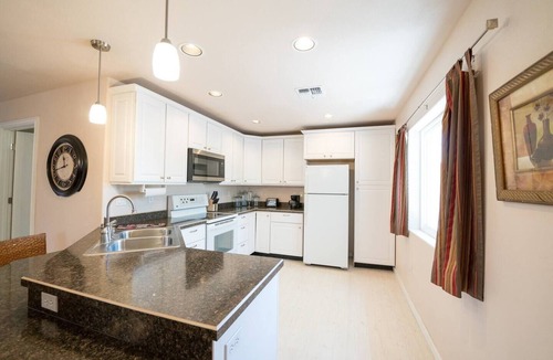 Safford House | Great Value Cozy cottage near EAC ~ Gila Valley