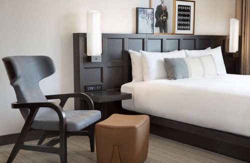 Theater District Hotel | Great Value, Quality Stay! Spacious Unit Near Union Square, Pets Allowed!