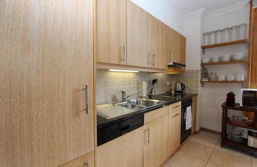 Chateau-d'Oex Apartment | Great View spacious 3 BR flat with Pool and Gym