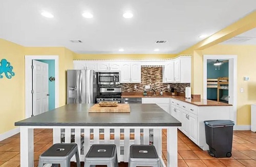 Mexico Beach House | Great Views - Pet Friendly- Great Rates for Spring and Summer Dates - Book Now!
