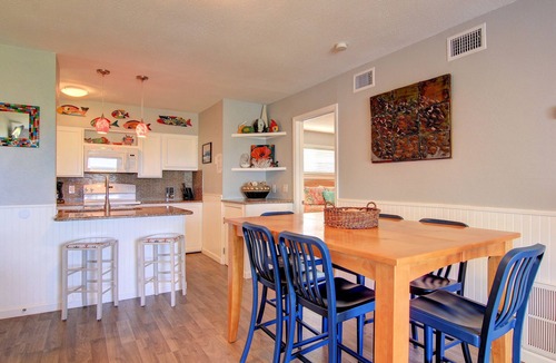 Port Aransas Condo | Great views, swimming pool, boardwalk to the beach, picnic tables, play area, co