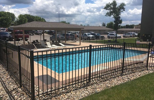 Spirit Lake Condo | Great views! Third floor end unit - Indoor parking!