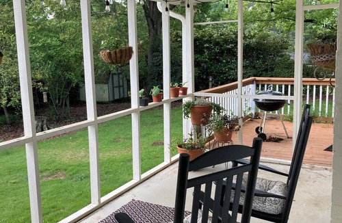 Clemson House | Great weekend getaway just a mile from downtown!