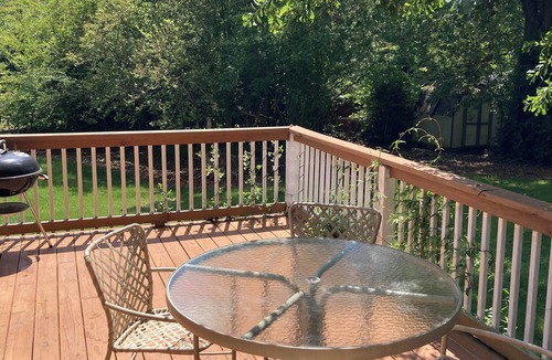 Clemson House | Great weekend getaway just a mile from downtown!