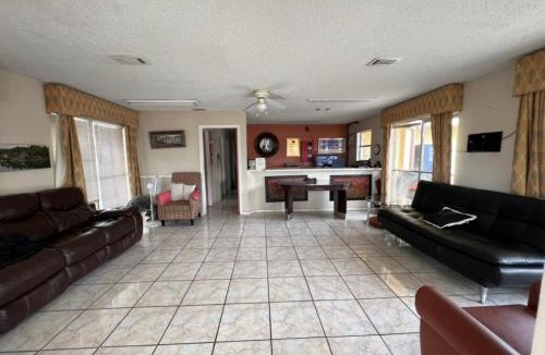 Euless Hotel | Great Western Inn & Suites