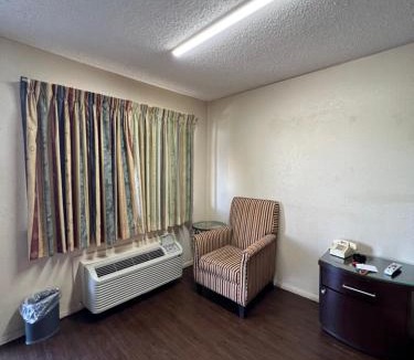 Euless Hotel | Great Western Inn & Suites