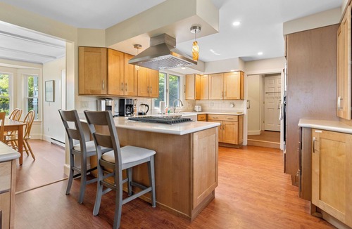 Port Clyde House | Great White Caps - Family Friendly Oceanfront