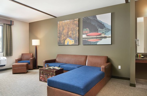 Peters Hotel | Great Wolf Lodge Manteca