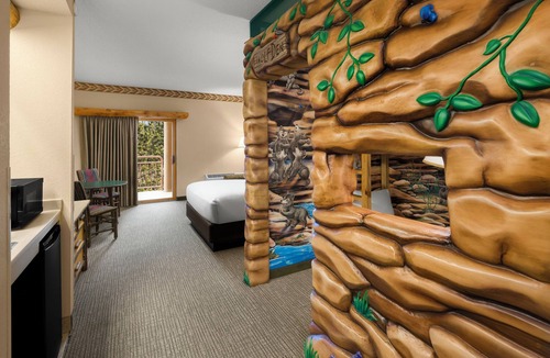 Lake Delton Resort | Great Wolf Lodge Wisconsin Dells