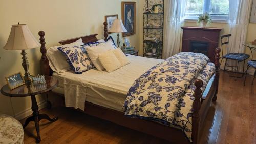 Oakville Bed & Breakfast | Greater Toronto B&B