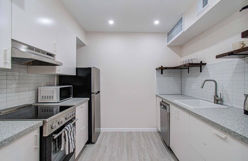 Houston Apartment | Greater Uptown 1BD, 1BA Apt, Mins to Attractions