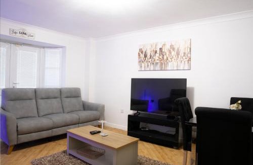 Little Hay Apartment | Greatmindz abode