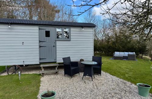 Sedlescombe House | Greatwood Shepherds Hut