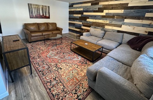 Blodgett Mills House | Greek's Sunset Slopes