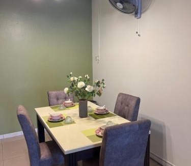 Kampung Simee Apartment | Green at 62