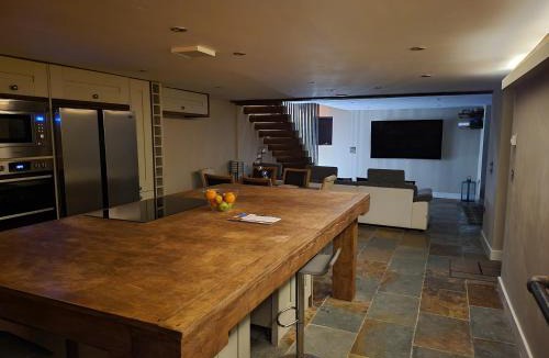 Wharncliffe House | Green Barn