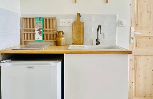 Graville House | Green Bubble in the LH urban oasis