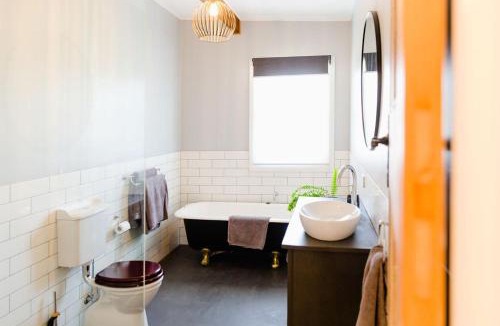 Nangkita Bed & Breakfast | Green Door BnB