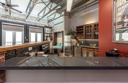Brazos Apartment | Green Door Lofts-Urban Cowboy - Silos/Downtown