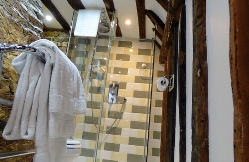 Lower Halstow House | Green Farmhouse