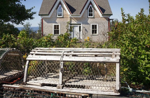 Indian Harbour Apartment | GREEN GABLES Captain`s Cabin