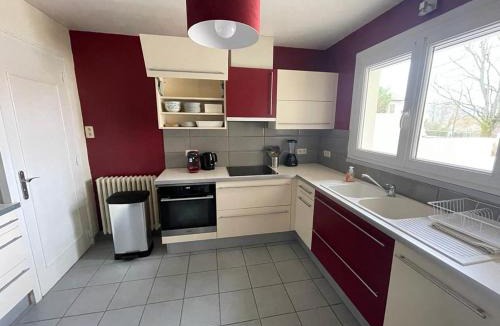 Vezeronce-Curtin Villa | Green Gables- Old Charm