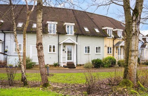 South Cerney House | Green Haven