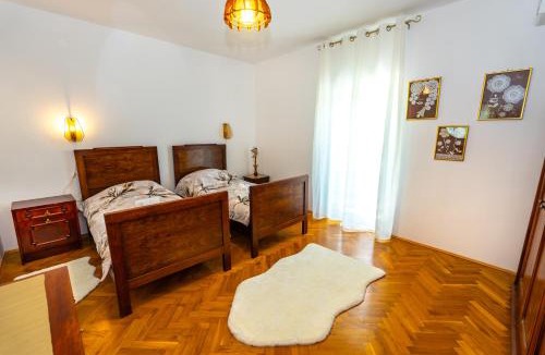 Drnis House | Green Haven Holiday House Near Drniš